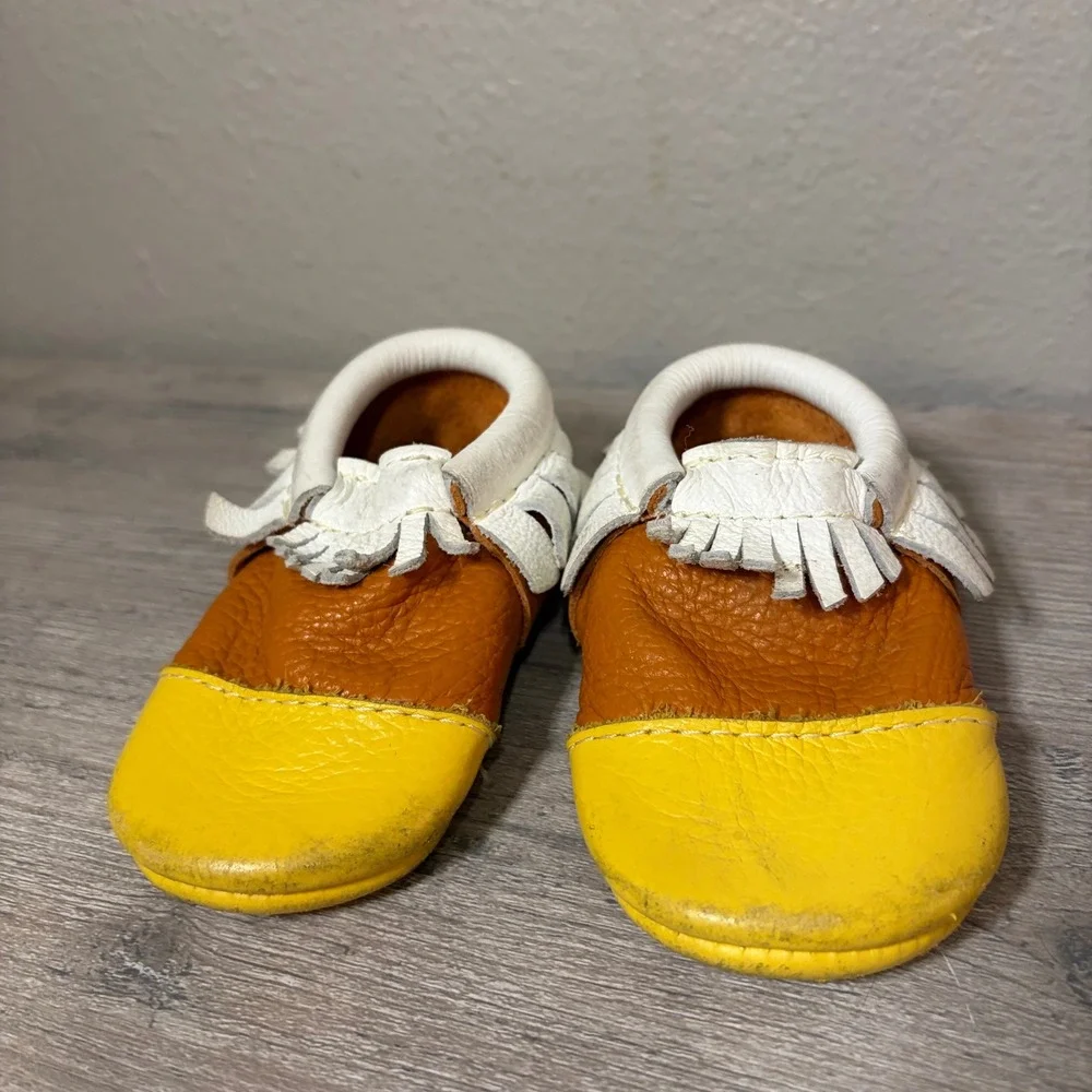 Freshly Picked Baby Leather Moccasins Size 4 Yellow Orange White Fringe TriColor